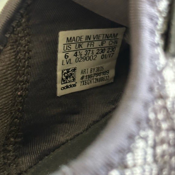 Adidas NMD’s - Picture 2 of 4